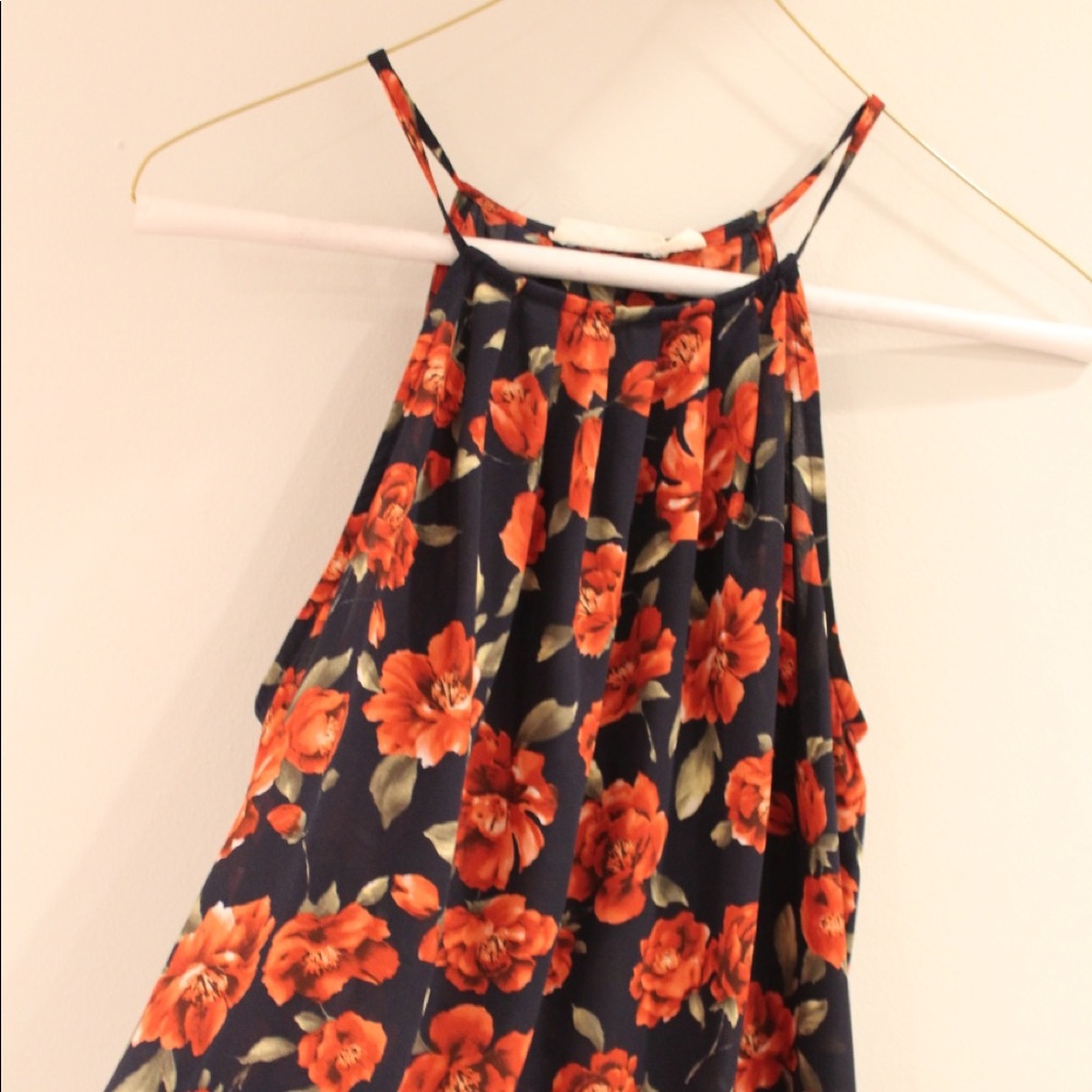 Lush Size XS women’s rose top